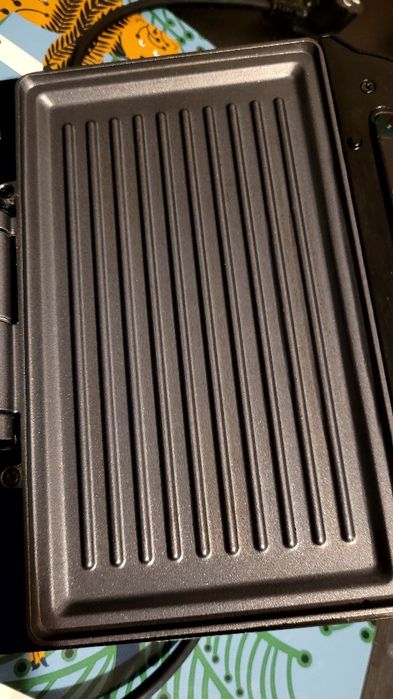 Sandwich maker Heinner