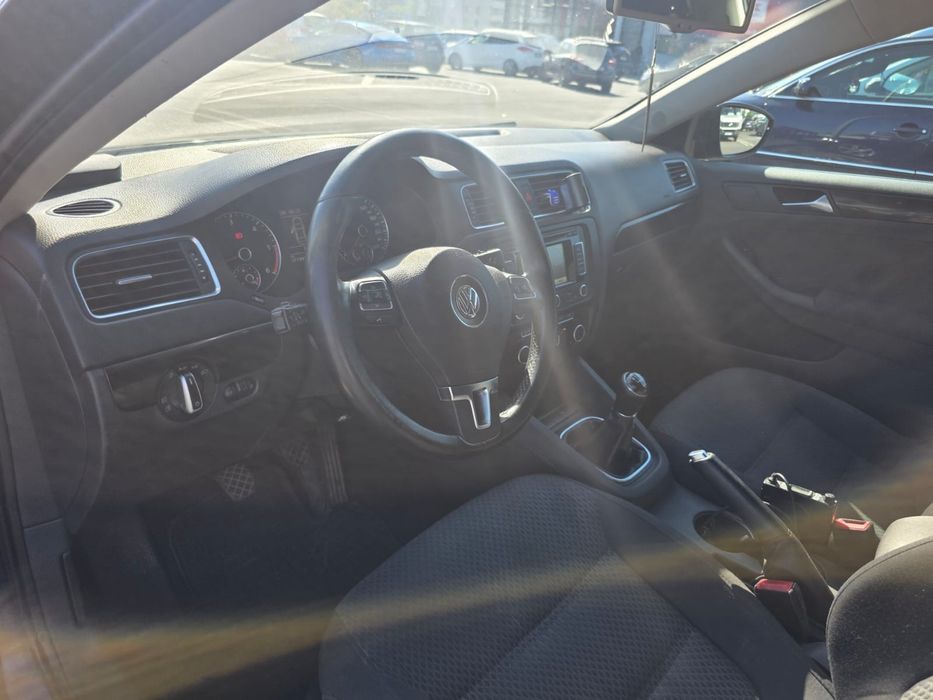 WV Jetta Intretinut