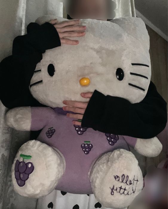 Продам новую мягкую игрушку хэллоу китти