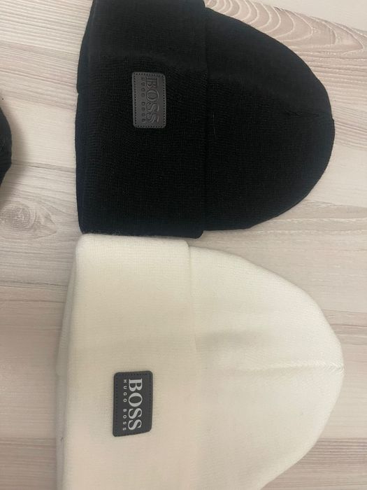 Fesuri noi, Nike, adidas, Hugo, Calvin, etc