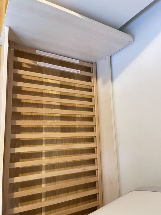 Patut copil 140x70, cu gratii de lemn, reglabil pe inaltime, cu saltea