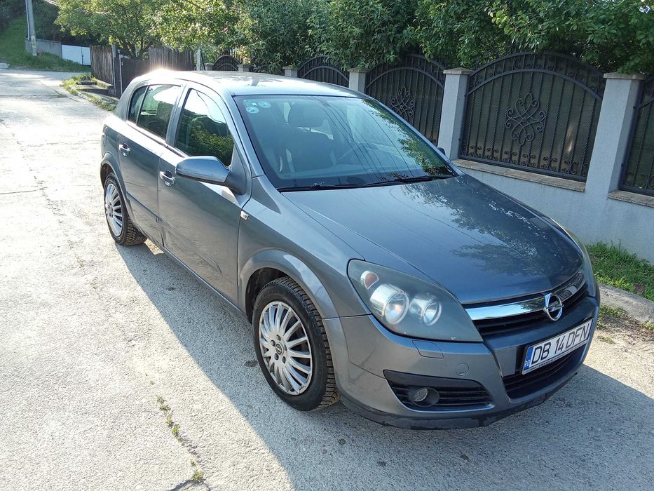 Opel Astra H  5  usi