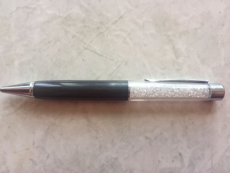 Pixuri Swarovski Crystalline Heart