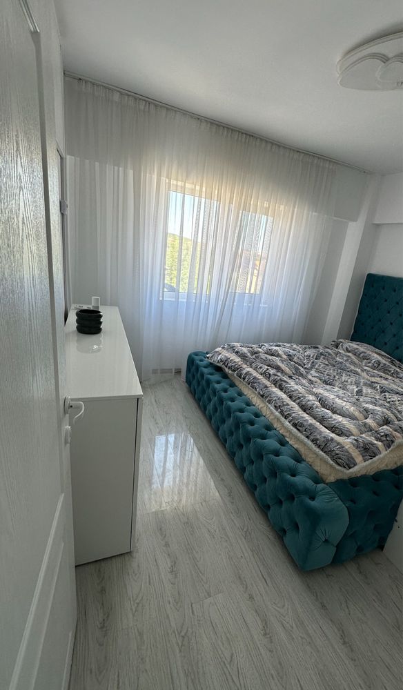 Apartament 3 camere 2 bai