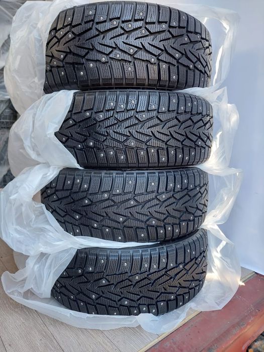 Шины Nokian 215/50/17