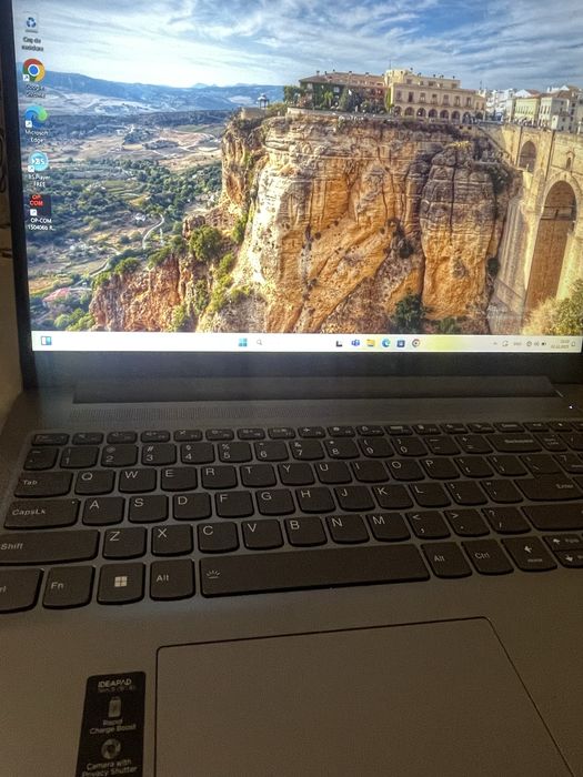 Vand Laptop Lenovo IdeaPad Slim 3 (83ES) Intel ICoreI5 12450H