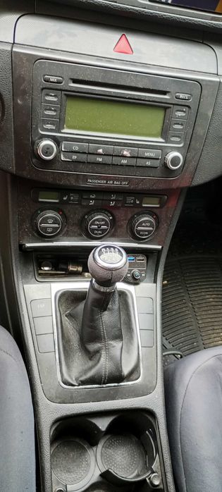 Vând passat b6 motor 2L 140hp