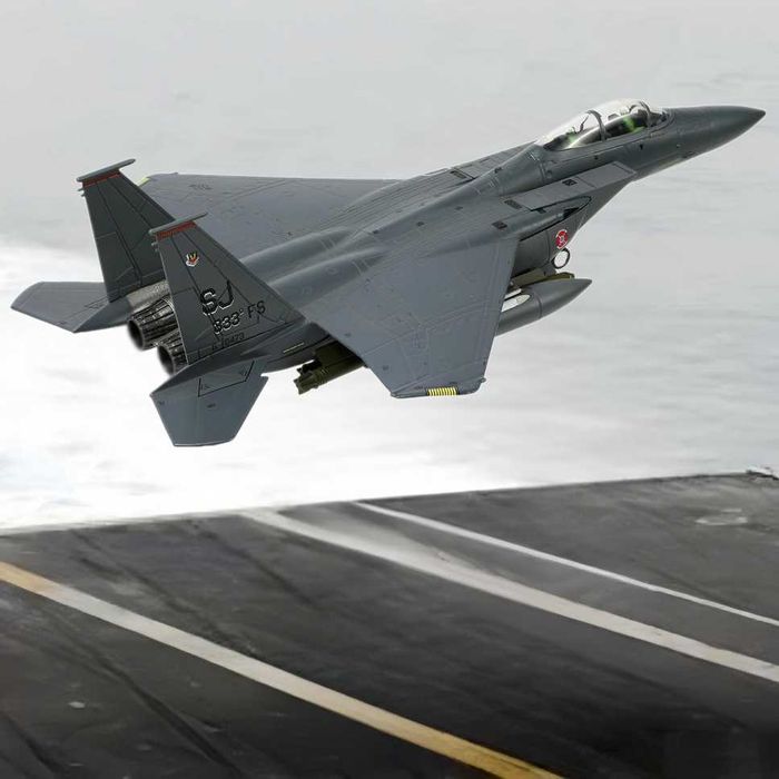 Macheta avion metalica F-15EX Eagle II USA 1:100 20cm