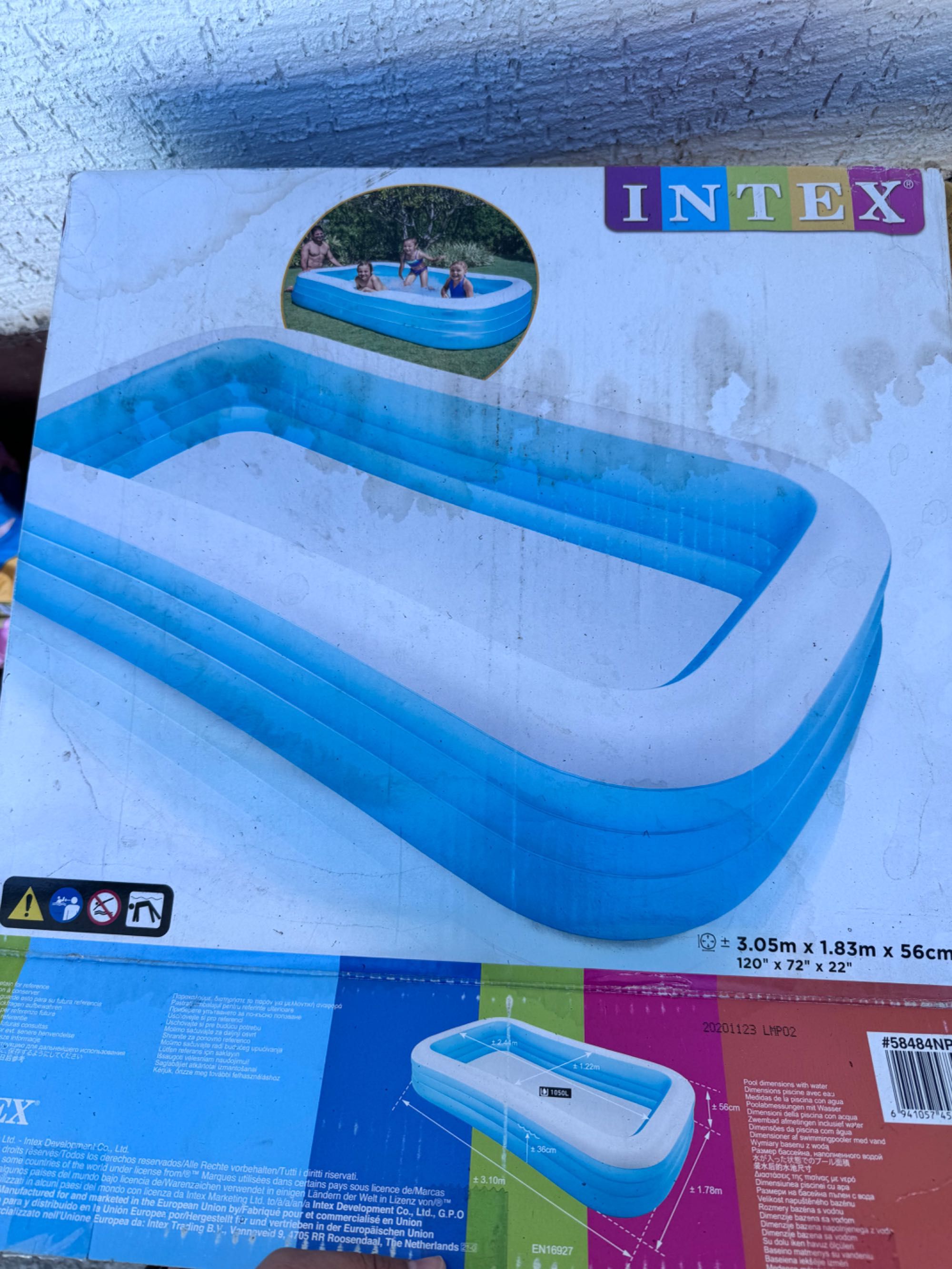 Бассейн от фирмы Intex
