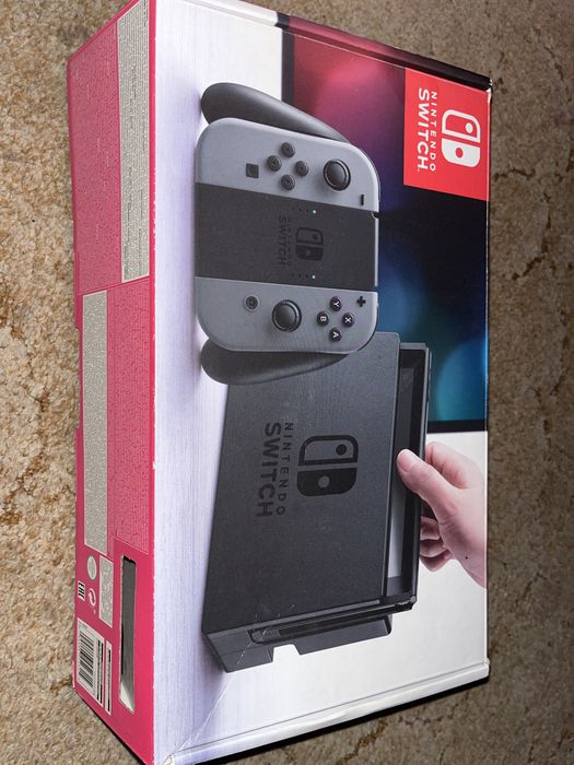 Nintendo Switch + accesorii si 5 jocuri (Animal Crossing, Just dance)