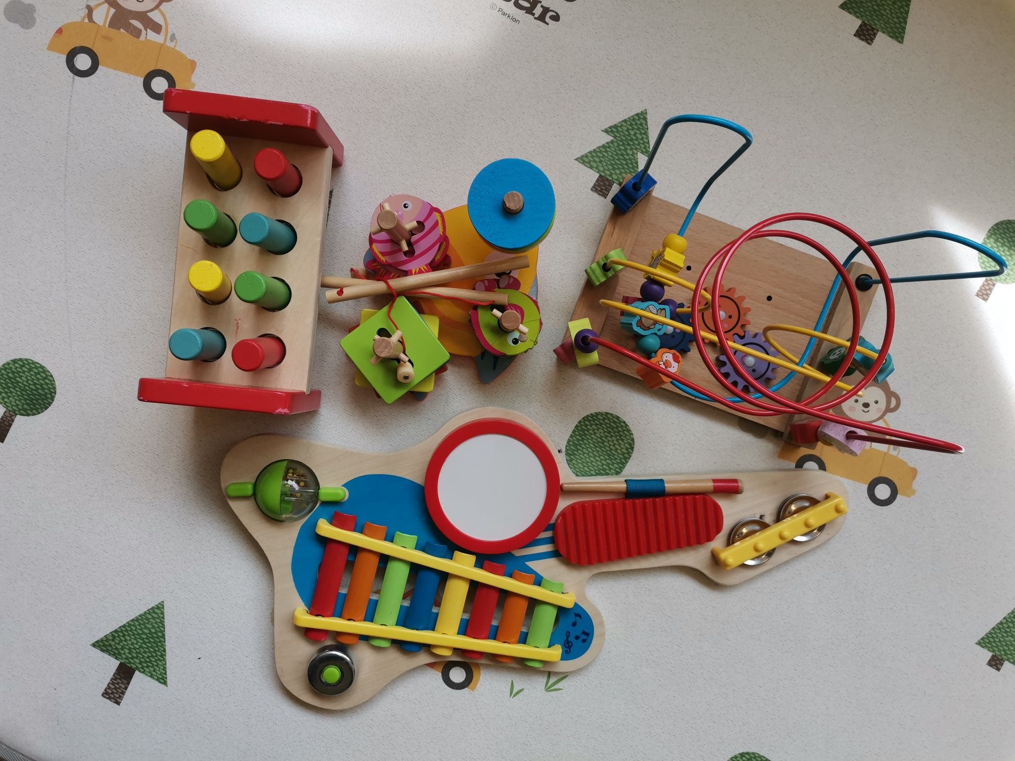 Дървени играчки и пъзели