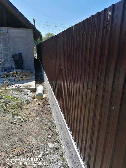 Garduri din sipca metalica, panou tip jaluzele, tabla, plasa si BCA