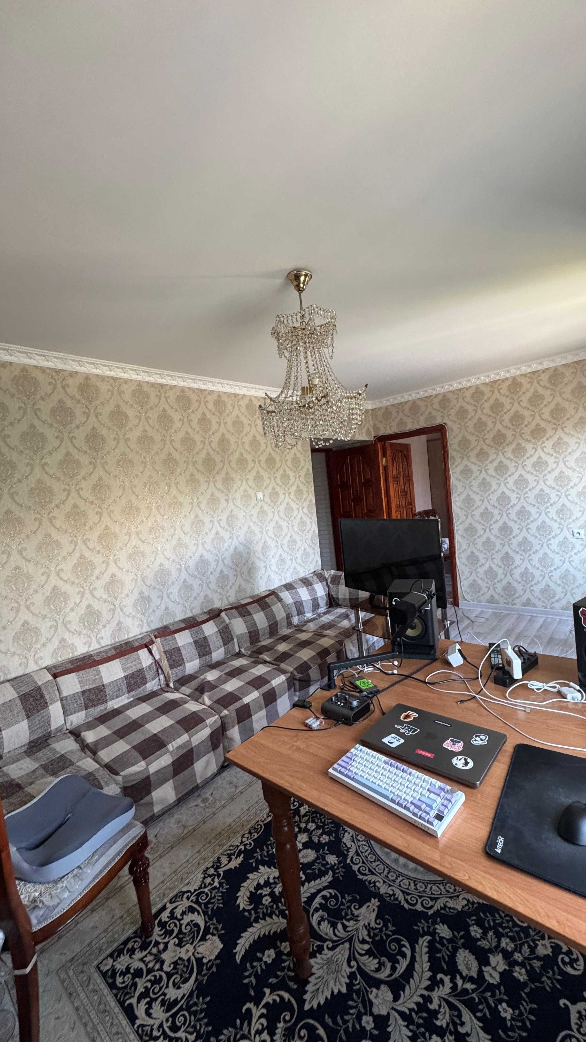 Продаю 3ком Жастар 23,Асылдос ИмпериЯ