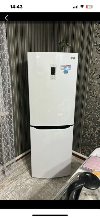 продам холодильник LG