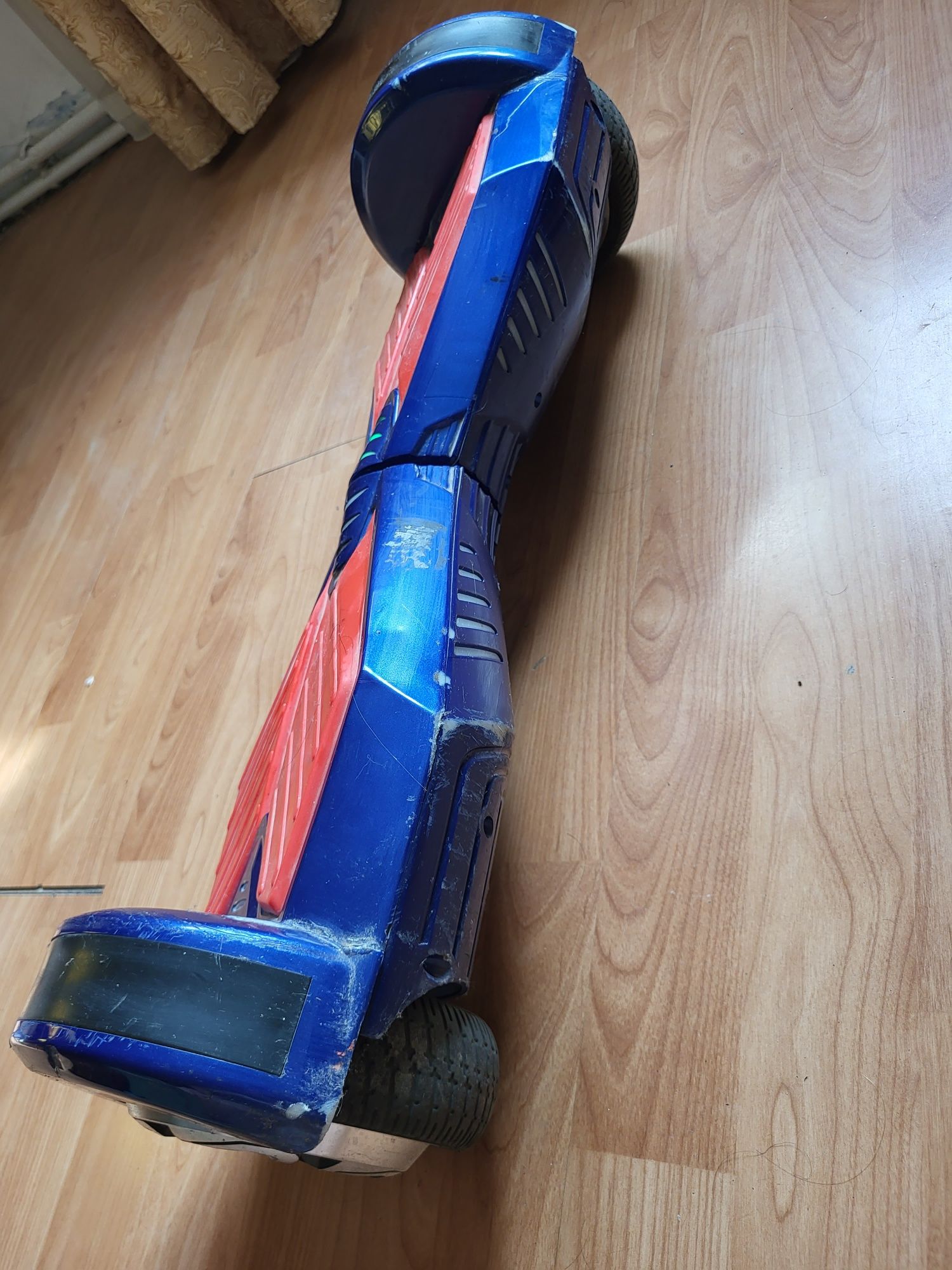 Vând hoverboard perfect funcțional