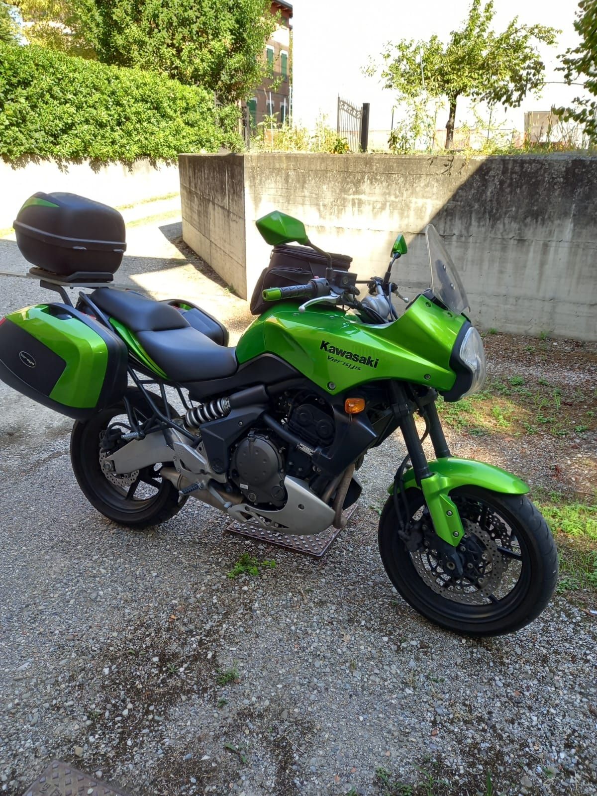 Vând kawasaki versys 650