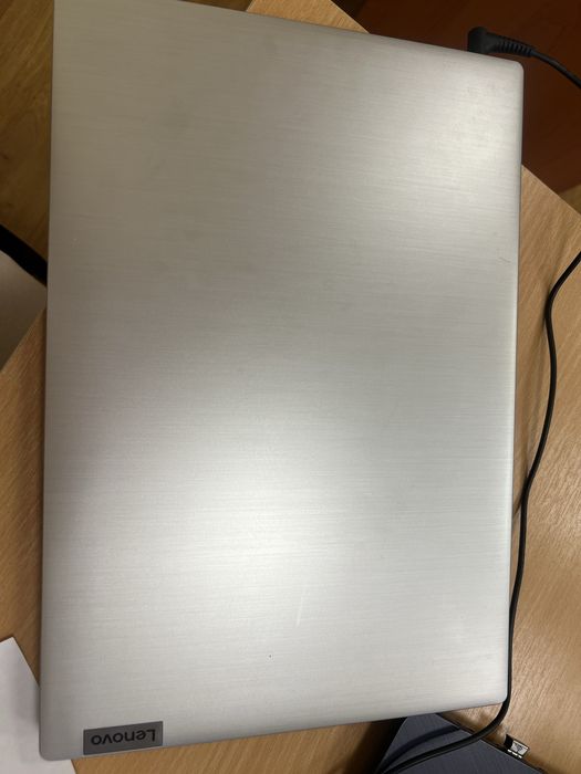 Кампютер сотилади. Холати зур, янги