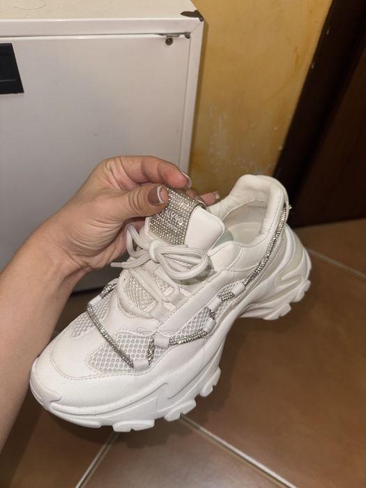 Сникърси Steve Madden