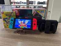 Продавам Nintendo Switch - Red & Blue + Игра Пълен комплект