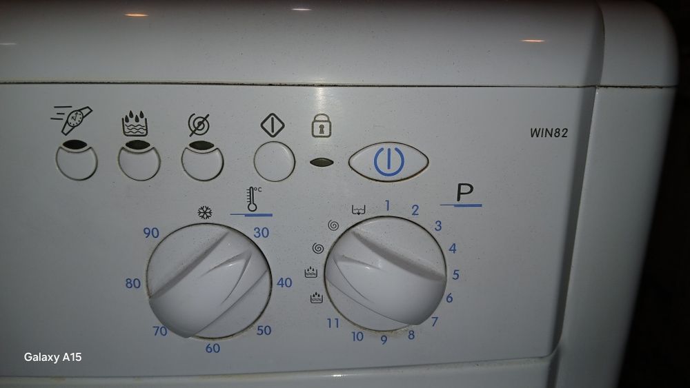 Продавам пералня INDESIT 5kg/1000обр.WIN82Като Нова 169лв