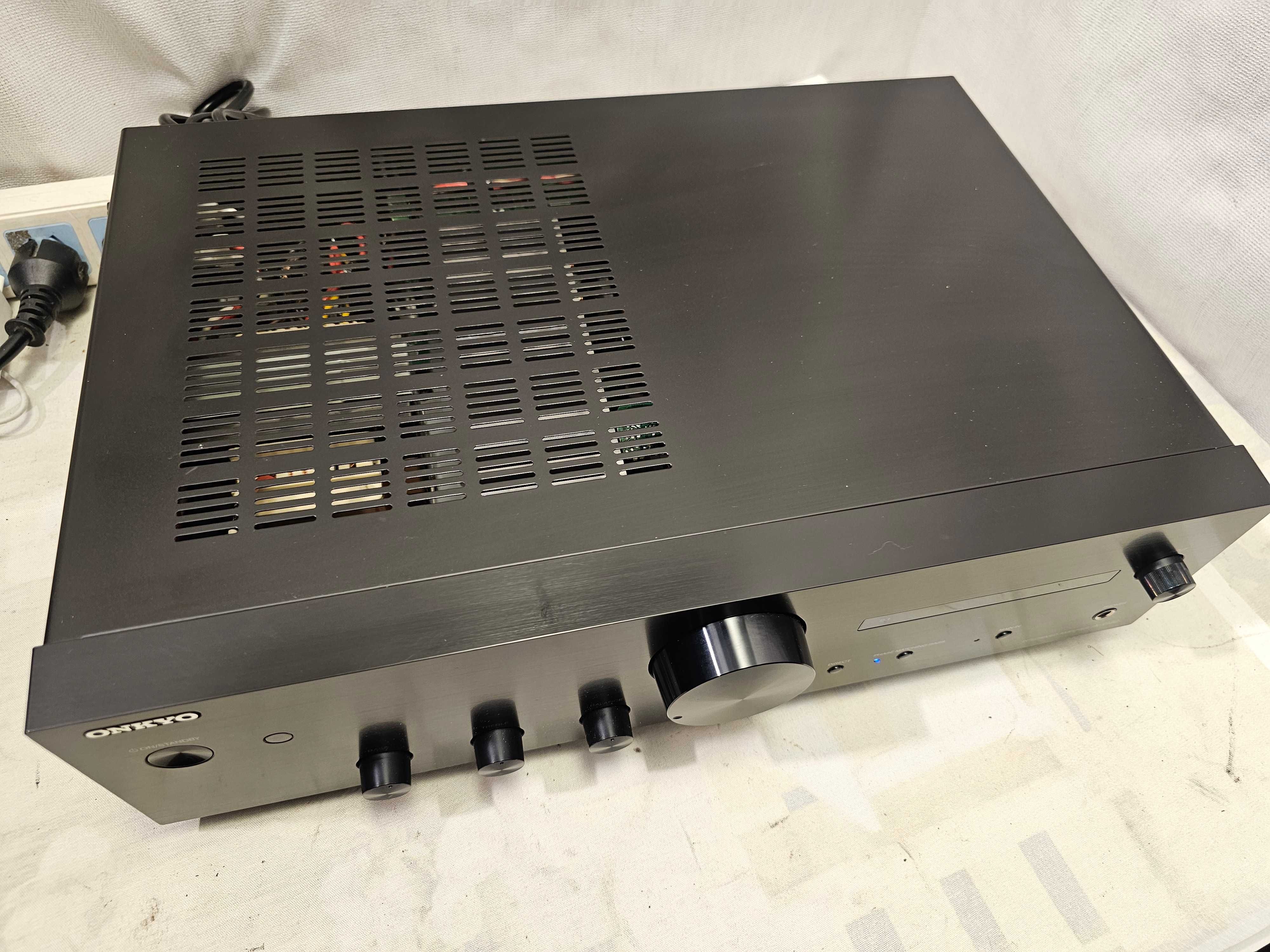 Statie Onkyo A-9130 2x60W 4ohm Optical SPDIF