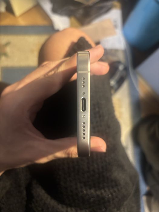 Iphone 15 pro natural titanium pret fix