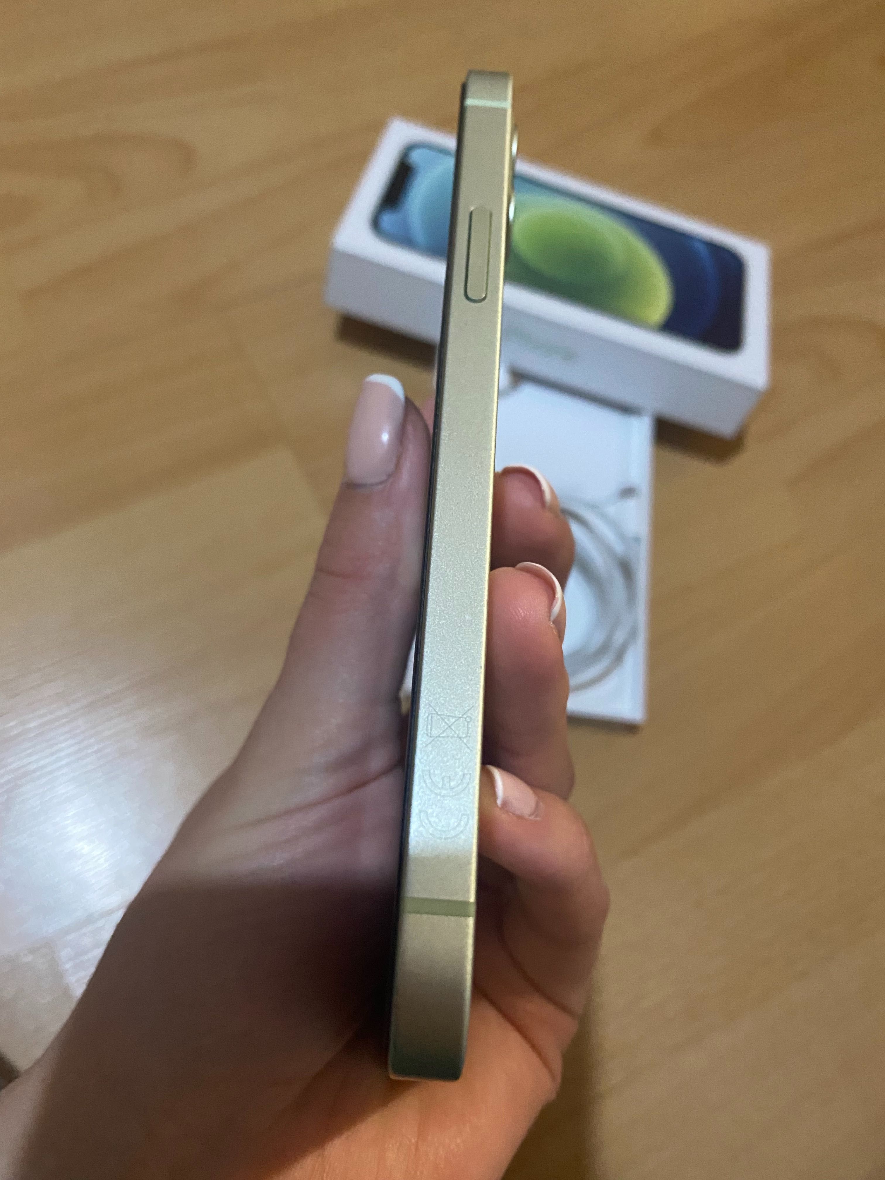 Iphone 12 64GB green