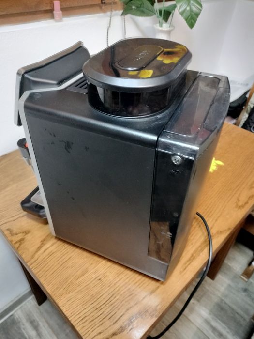 Espressor automat KRUPS Sensation EA910B10.