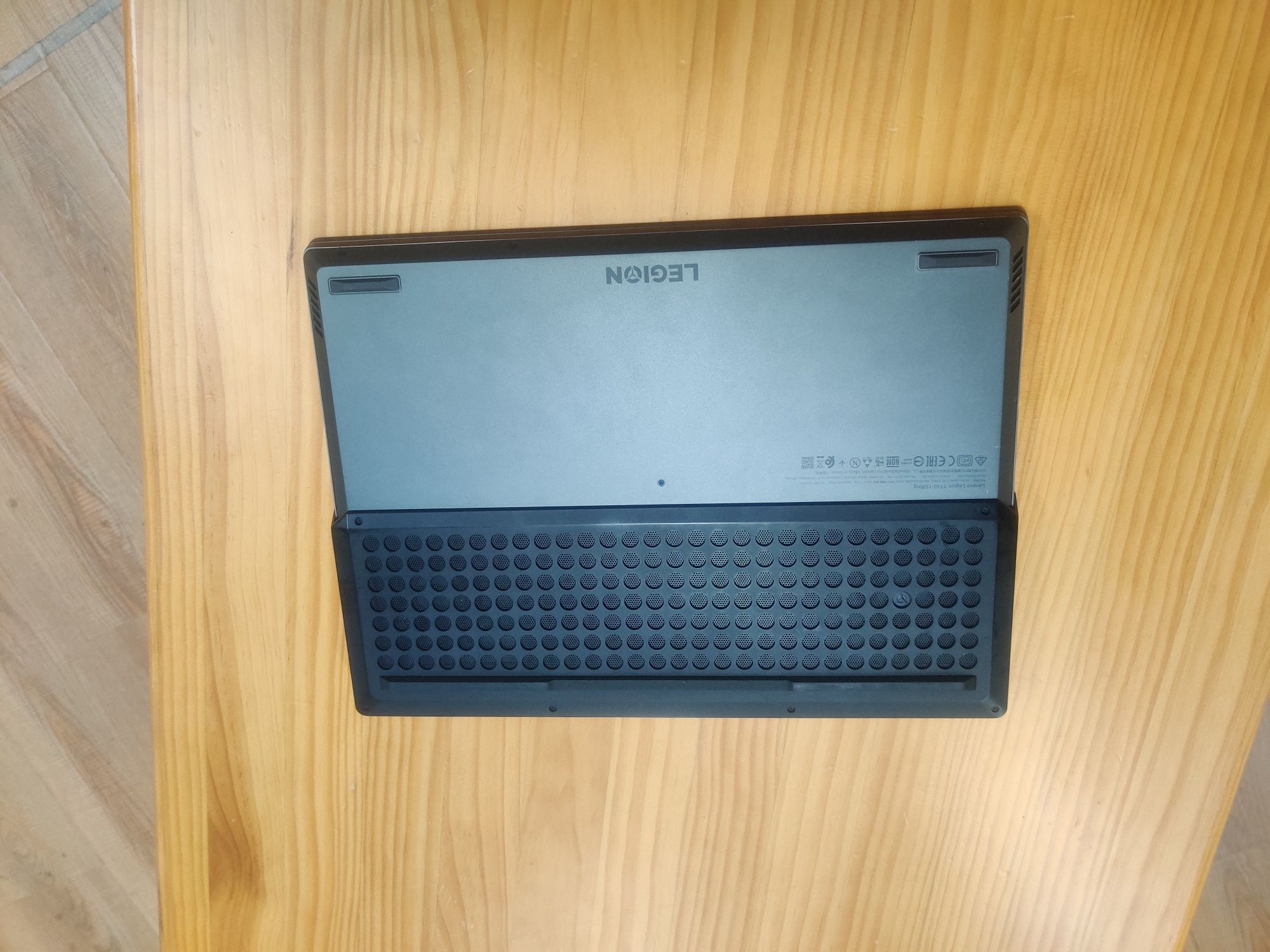 Lenovo Legion Y740 o'yin kompyuteri