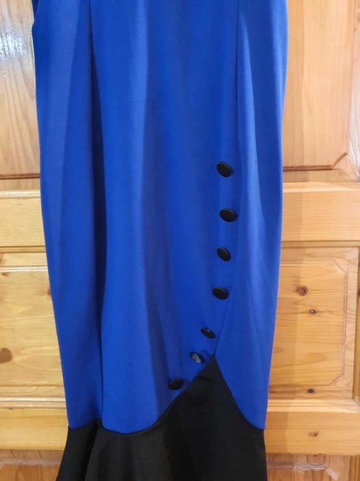 Елегантна, синя рокля