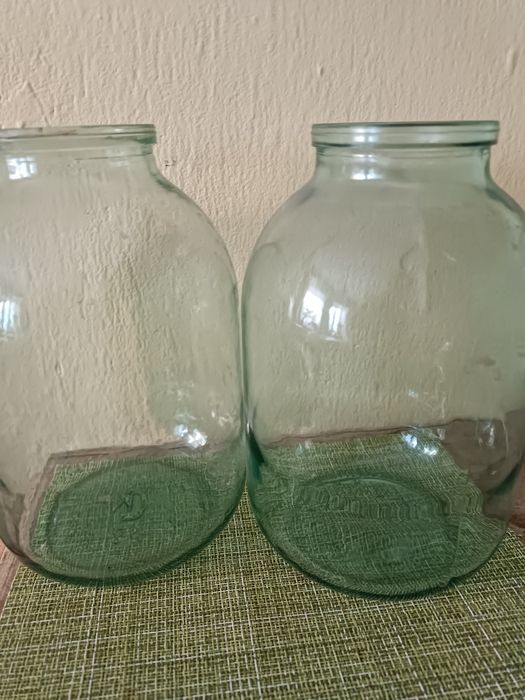 Продаю 3х литровые банки