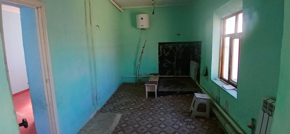 4×бөлмелі үй жалға беріледі.