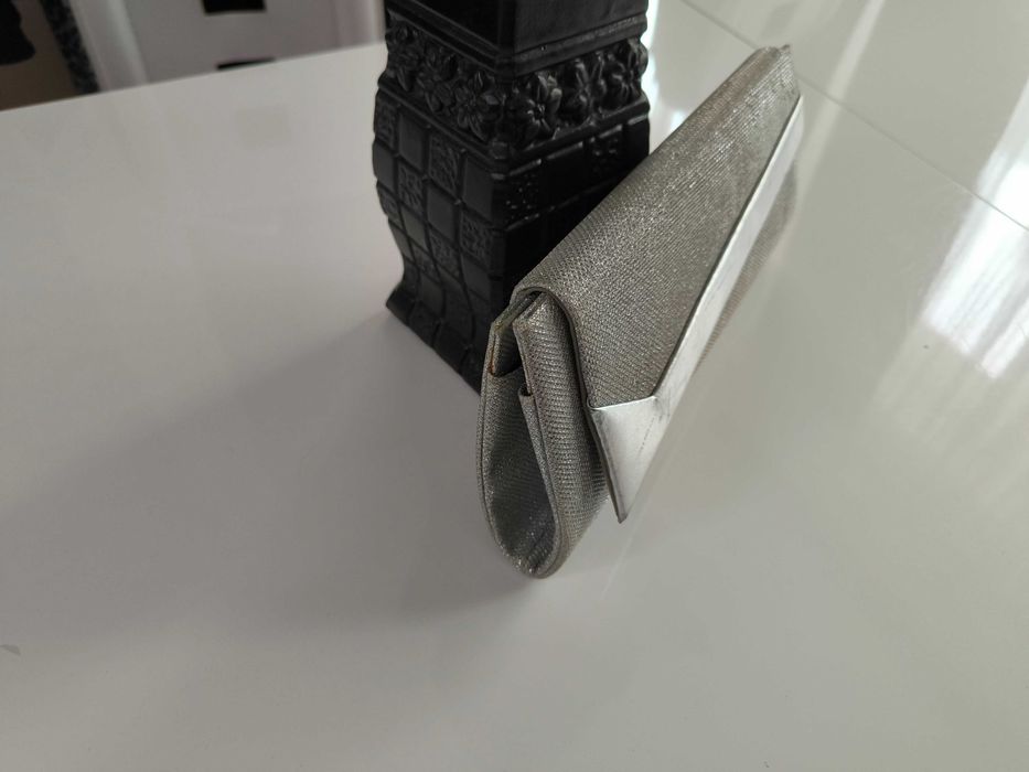 Малка дамска чанта за официални поводи