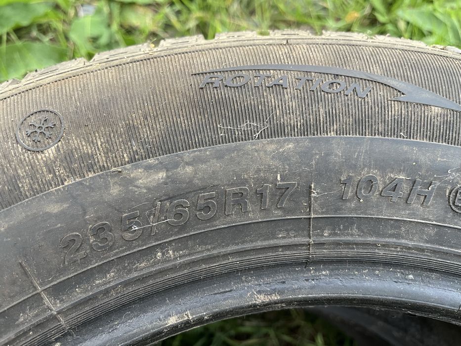 235/65R17 cauciuc iarna