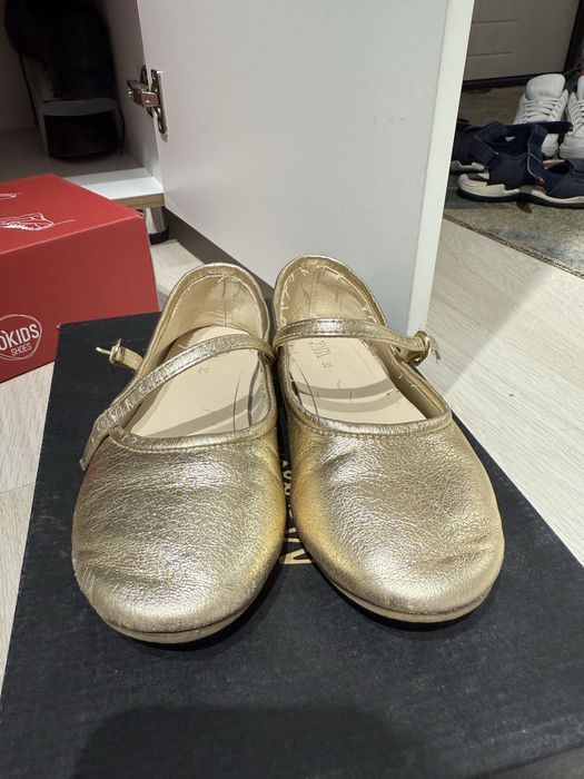 Детские обуви разные