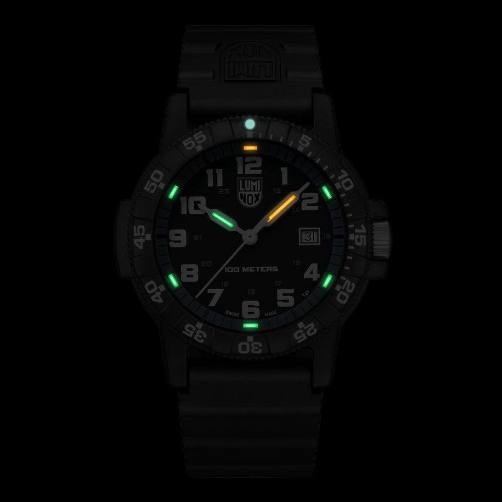 Luminox Swiss made