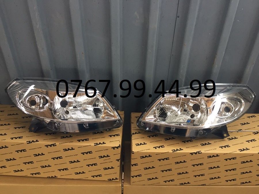 Far NOU stanga , dreapta Dacia Sandero 2008* 2009* 2010* 2011* 2012