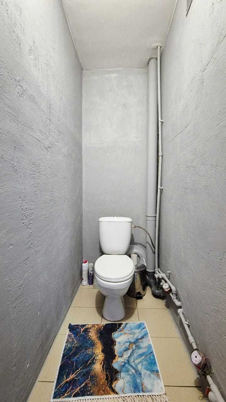 Продам 3комн квартиру 71м2 4/5 р-н Береке Не угловая