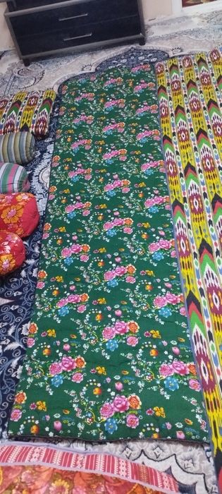 Курпа ёстиклар сотилади