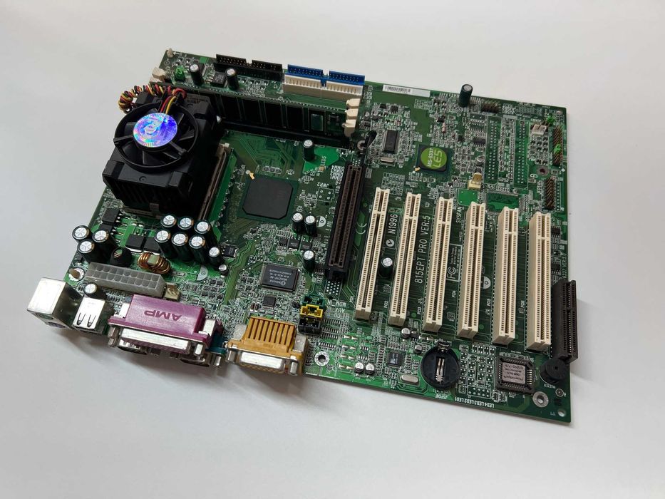 MSI MS-6337 815EPT PRO VER5 + Pentium III 1.4 Ghz Tualatin