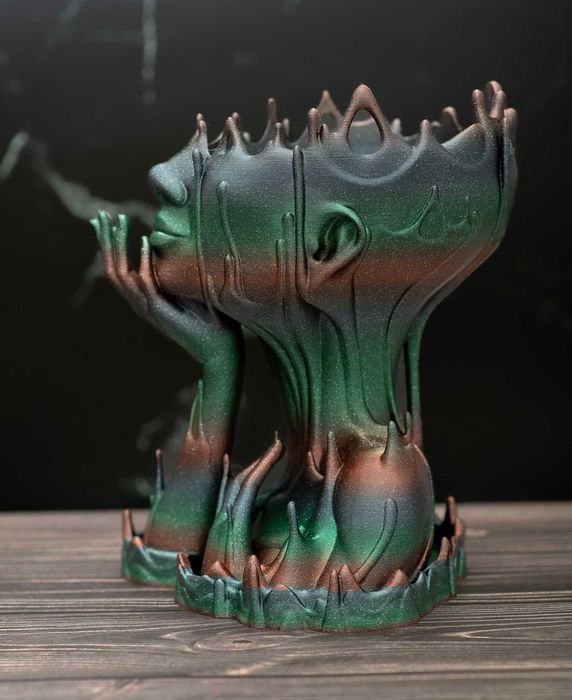 Vaza decorativa Printata 3D Melted Girl Rainbow Terra