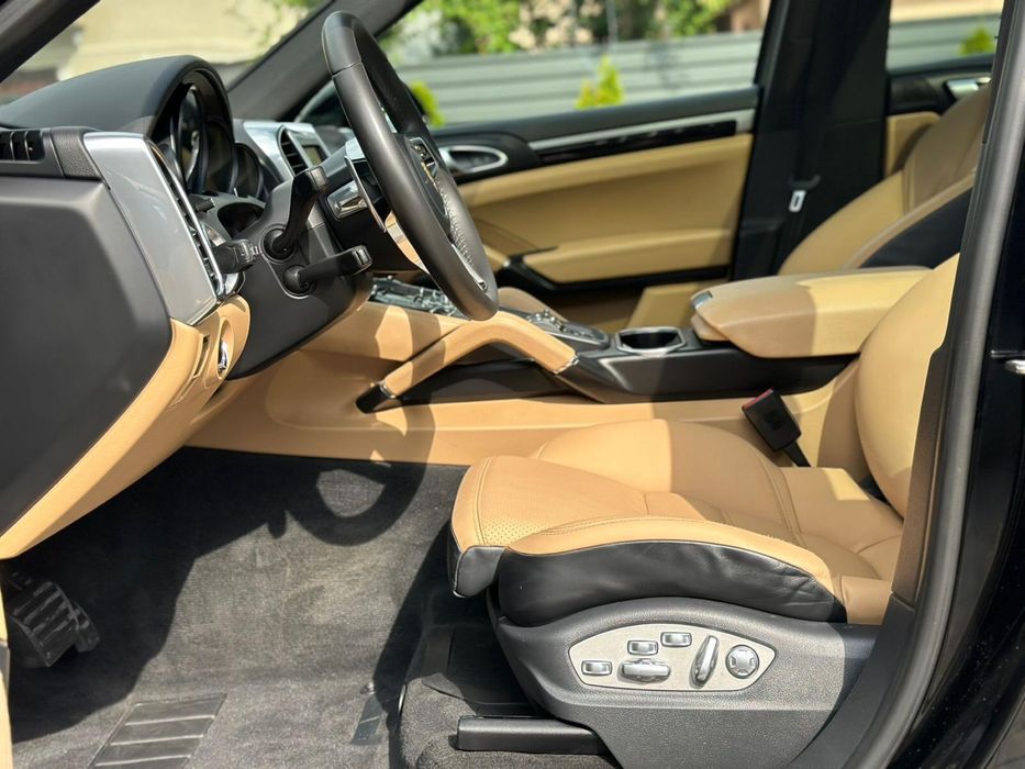Vand Porsche Cayenne