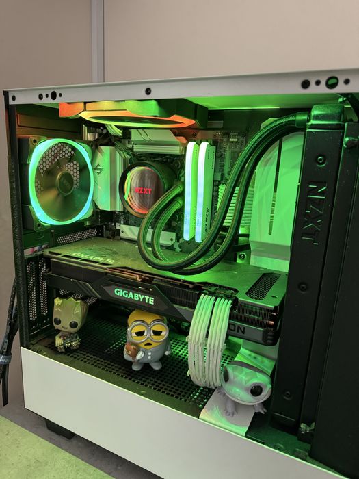 Ram памети Kingston Fury Beast бели RGB 2x16gb DDR4