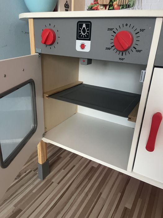 Детска кухня за игра