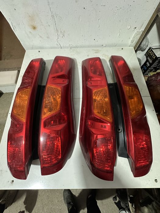 Задние фонари на Nissan X-Trail