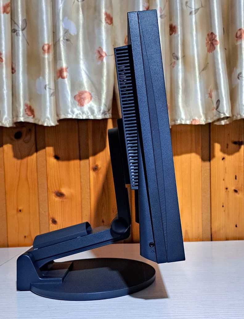 Монитор 19“ EIZO FlexScan S1932