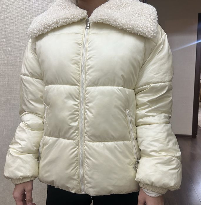 Зимный женский куртка продаются