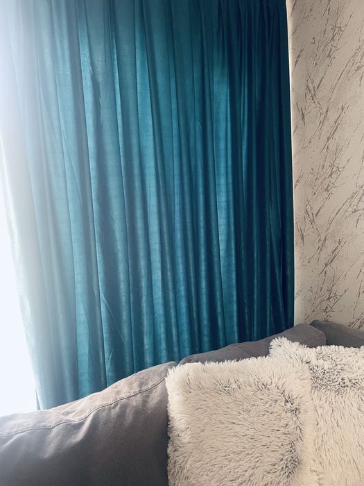 2бр готови завеси в тюркоаз+ подарък 2 деко възглавнички