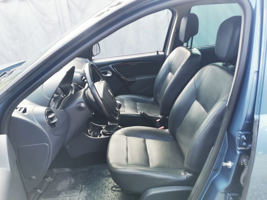 Dacia Duster 4x4 stare foarte bună îngrijită
