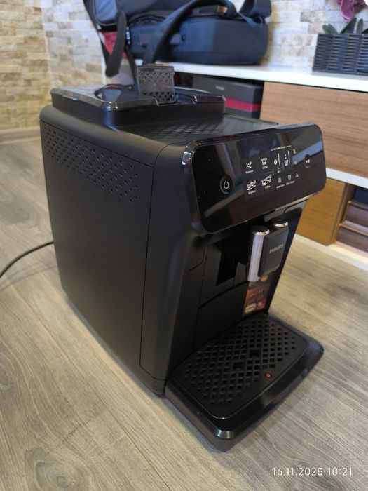 Продавам кафемашина Philips